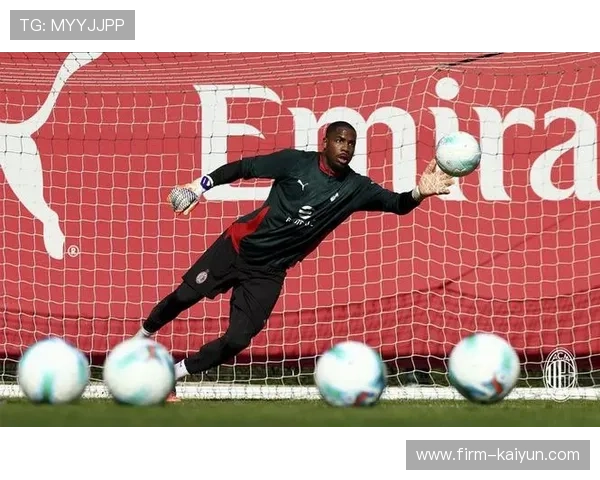 AC米兰与奇克续约谈判开启，维拉兴趣无进展